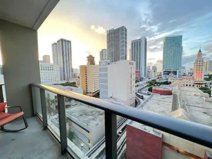 2Br, 2 Baths Lux Downtown Apt Heart Of Austin With Amazing Views, Pool, & Gym Экстерьер фото